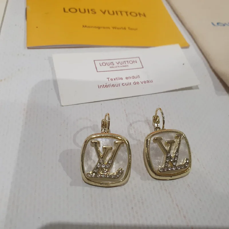 Louis Vuitton Earrings.